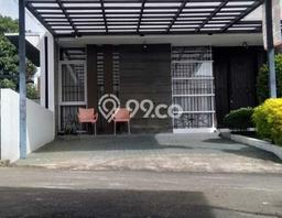 Rumah area Sarijadi, Bandung, LT 144m² Bangunan 220m² - JUAL CEPAT! Rumah area Sarijadi, Bandung, LT 144m² Bangunan 220m² - JUAL CEPAT!