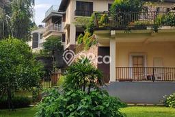 Ready to Use! Luxury House LT 1797m2 Desain Modern di Ciumbuleuit Ready to Use! Luxury House LT 1797m2 Desain Modern di Ciumbuleuit