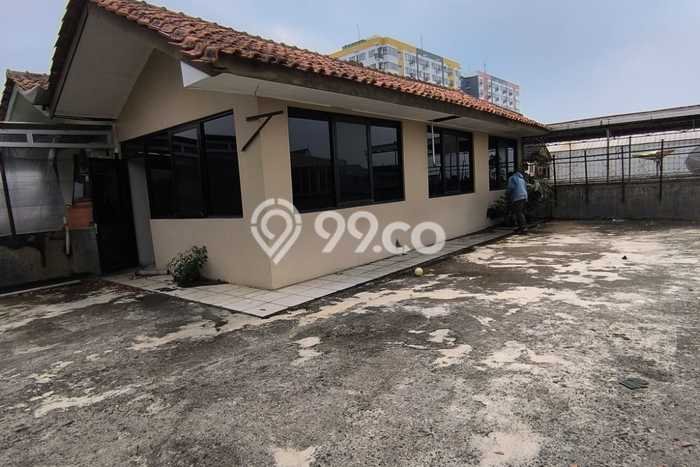 Ruko Kawasan Niaga di Cihampelas, Luas 900m2m², Siap Usaha Ruko Kawasan Niaga di Cihampelas, Luas 900m2m², Siap Usaha