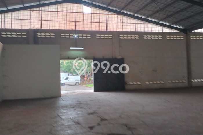 Gudang untuk Disewa di Pusat Bandung Luas Bangunan 2484m2 Gudang untuk Disewa di Pusat Bandung Luas Bangunan 2484m2