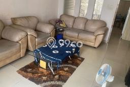 Dijual Rumah Dibatununggal Bangunan 3 Lantai Dijual Rumah Dibatununggal Bangunan 3 Lantai