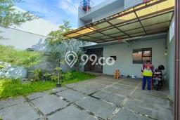 Rumah di Setra Sari, 5 KT, Design Minimalis, LT 220m² LB 300m² Rumah di Setra Sari, 5 KT, Design Minimalis, LT 220m² LB 300m²