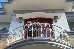 For Sale Rumah 5 Kamar Lokasi Ideal Nyaman dan Strategis di Kelapa Gading For Sale Rumah 5 Kamar Lokasi Ideal Nyaman dan Strategis di Kelapa Gading