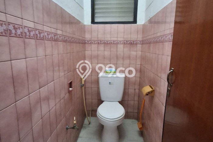 Rumah Minimalis 7 KT LT 240m2 di Jatiwarna Rumah Minimalis 7 KT LT 240m2 di Jatiwarna