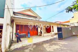 Dijual Rumah Luas Elegan Dengan View Cantik di Kemang, Jakarta Selatan Dijual Rumah Luas Elegan Dengan View Cantik di Kemang, Jakarta Selatan