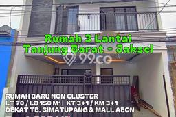 Rumah Strategis 3 KT LT 71m² di Tanjung Barat, Jakarta Selatan Rumah Strategis 3 KT LT 71m² di Tanjung Barat, Jakarta Selatan
