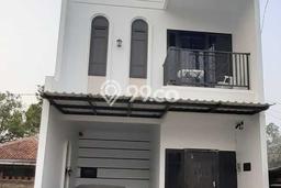 Dijual Rumah Strategis Bagus Punya 3 KT di Jagakarsa Jakarta Selatan SHM Dijual Rumah Strategis Bagus Punya 3 KT di Jagakarsa Jakarta Selatan SHM