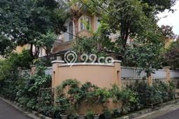 Jual Rumah Luas Megah Dengan View Eksklusif di Mega Kuningan, Jakarta Selatan Jual Rumah Luas Megah Dengan View Eksklusif di Mega Kuningan, Jakarta Selatan