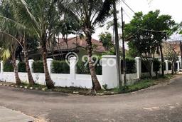 Rumah Mewah LB 220m2 Siap Pakai Desain Elegan di Ampera, Jakarta Selatan Rumah Mewah LB 220m2 Siap Pakai Desain Elegan di Ampera, Jakarta Selatan