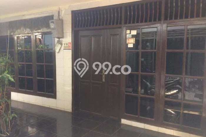 Rumah Minimalis 9 KT di Ragunan Jakarta Selatan Semi Furnished Rumah Minimalis 9 KT di Ragunan Jakarta Selatan Semi Furnished