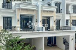 Rumah Elit Modern Siap Huni di Kalibata Jakarta Selatan Rumah Elit Modern Siap Huni di Kalibata Jakarta Selatan