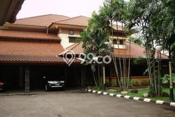 Jual Rumah Mewah Megah Dengan View Cantik di Lenteng Agung, Jakarta Selatan Jual Rumah Mewah Megah Dengan View Cantik di Lenteng Agung, Jakarta Selatan