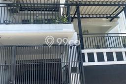 Rumah Modern 5 KT LT 126m2 di Galaxy Rumah Modern 5 KT LT 126m2 di Galaxy