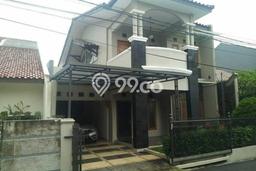 Dijual Rumah Luas Elegan Dengan View Cantik di Buah Batu, Bandung Dijual Rumah Luas Elegan Dengan View Cantik di Buah Batu, Bandung