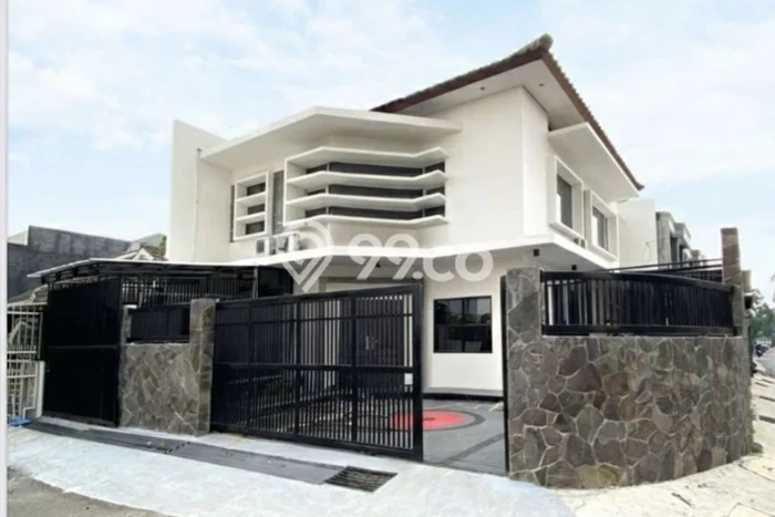 Disewakan Ruko di Kawasan Ramai Pasir Luyu Luas 300m2 Disewakan Ruko di Kawasan Ramai Pasir Luyu Luas 300m2