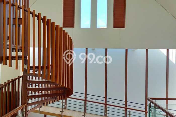 Ready to Use! Premium House LT 296m2 Desain Modern di Bintaro Ready to Use! Premium House LT 296m2 Desain Modern di Bintaro