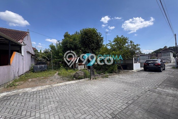 Kavling Tanah untuk Dijual di Pogung, Yogyakarta, Luas 360m2 Kavling Tanah untuk Dijual di Pogung, Yogyakarta, Luas 360m2