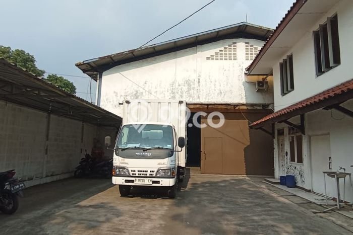 Unit Pabrik Dijual di Cimahi Tengah Cimahi Luas Bangunan 612m2 Unit Pabrik Dijual di Cimahi Tengah Cimahi Luas Bangunan 612m2