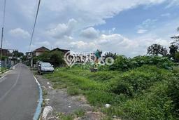 Lahan untuk Dijual Lokasi Pakisaji, Malang Luas 1094m2 SHM Lahan untuk Dijual Lokasi Pakisaji, Malang Luas 1094m2 SHM