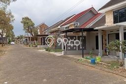 Properti Berkualitas! Kost di Soekarno Hatta, Dimensi 81m², Lingkungan Asri dan tenang Properti Berkualitas! Kost di Soekarno Hatta, Dimensi 81m², Lingkungan Asri dan tenang