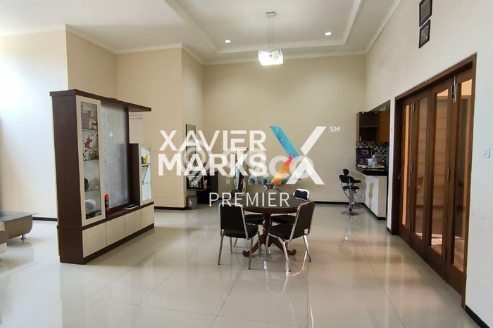 Hunian Nyaman Asri 4 KT Siap Pakai di Villa Puncak Tidar Malang Hunian Nyaman Asri 4 KT Siap Pakai di Villa Puncak Tidar Malang