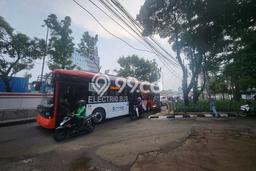 Kavling Tanah di Jagakarsa Dijual Luas 561m2 Legalitas - Kavling Tanah di Jagakarsa Dijual Luas 561m2 Legalitas -