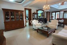 Rumah Luxury Modern Siap Huni di Bintaro Tangerang Selatan Rumah Luxury Modern Siap Huni di Bintaro Tangerang Selatan