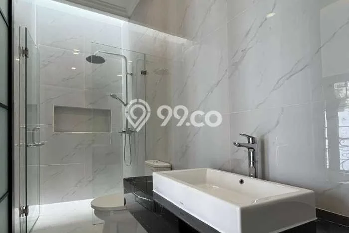 Jual Rumah Luas Elegan Dengan View Cantik di Pondok Indah, Jakarta Selatan Jual Rumah Luas Elegan Dengan View Cantik di Pondok Indah, Jakarta Selatan