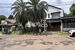 Dijual Rumah Mewah Elegan Dengan View Cantik di Bintaro, Jakarta Selatan Dijual Rumah Mewah Elegan Dengan View Cantik di Bintaro, Jakarta Selatan