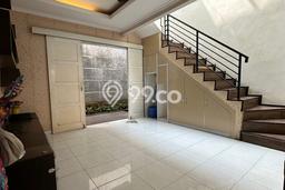 Hunian Elit LB 180m2 Siap Huni Desain Elegan di Bintaro, Tangerang Selatan Hunian Elit LB 180m2 Siap Huni Desain Elegan di Bintaro, Tangerang Selatan