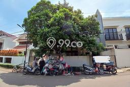 Tanah Dijual Lokasi Strategis di Tangerang Selatan dengan Luas 360m2 Tanah Dijual Lokasi Strategis di Tangerang Selatan dengan Luas 360m2
