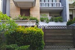For Sale Rumah Elit Exclusive di Kebayoran Baru, Jakarta Selatan For Sale Rumah Elit Exclusive di Kebayoran Baru, Jakarta Selatan