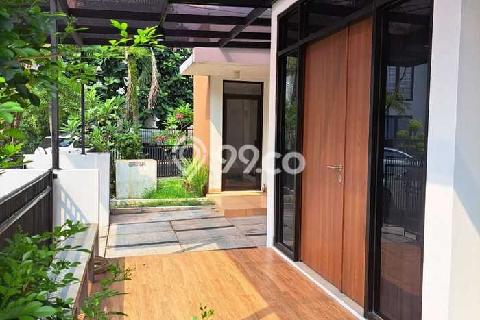 Hunian Mewah LB 180m2 Siap Pakai Desain Elegan di Bintaro, Tangerang Selatan Hunian Mewah LB 180m2 Siap Pakai Desain Elegan di Bintaro, Tangerang Selatan