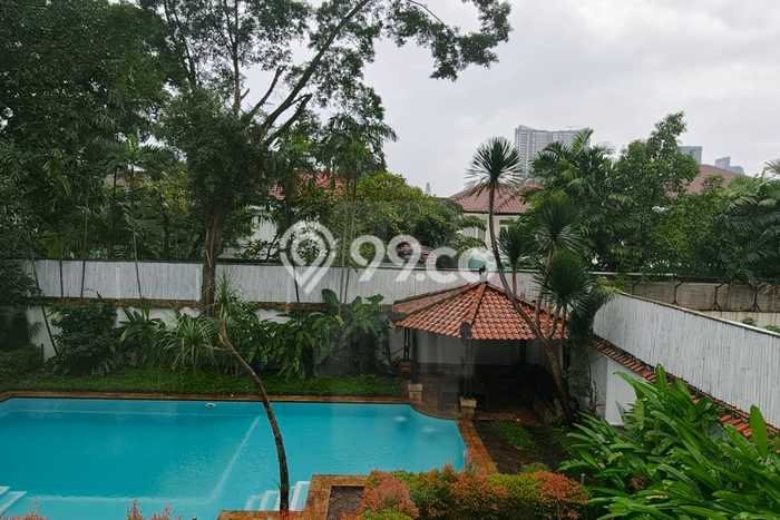Siap Huni Hunian Elit 4 Kamar di Cilandak Dekat ke Mana Pun Siap Huni Hunian Elit 4 Kamar di Cilandak Dekat ke Mana Pun