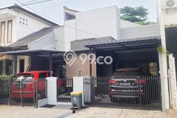 Rumah Modern 3 KT di Bintaro Jakarta Selatan Rumah Modern 3 KT di Bintaro Jakarta Selatan