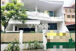 Hunian Eksklusif Siap Huni LT 211m2 di Kebayoran Baru, Jakarta Selatan Hunian Eksklusif Siap Huni LT 211m2 di Kebayoran Baru, Jakarta Selatan