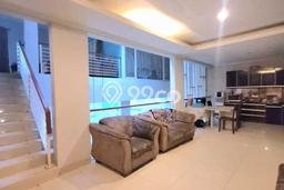 Jual Rumah Mewah Megah Dengan View Eksklusif di Bintaro, Tangerang Selatan Jual Rumah Mewah Megah Dengan View Eksklusif di Bintaro, Tangerang Selatan