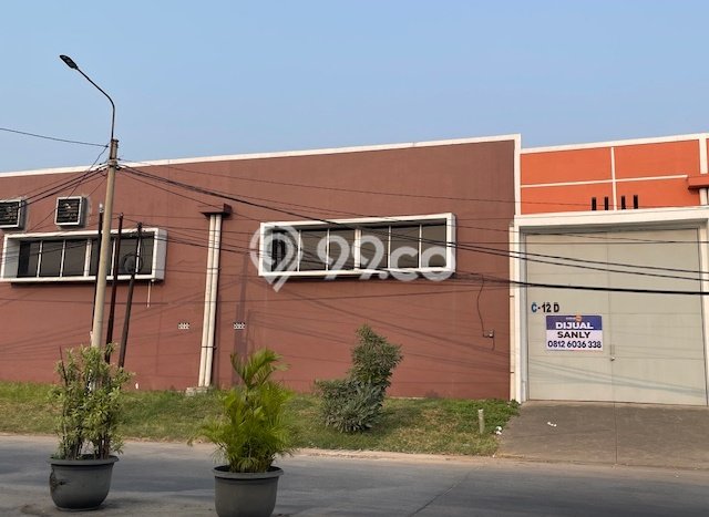 Unit Gudang Dijual di Neglasari Tangerang Luas Tanah 900m2, Luas Bangunan 350m2 Unit Gudang Dijual di Neglasari Tangerang Luas Tanah 900m2, Luas Bangunan 350m2