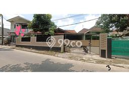 Ready to Use! Luxury House LT 267m2 Desain Elegan di Pekayon Ready to Use! Luxury House LT 267m2 Desain Elegan di Pekayon