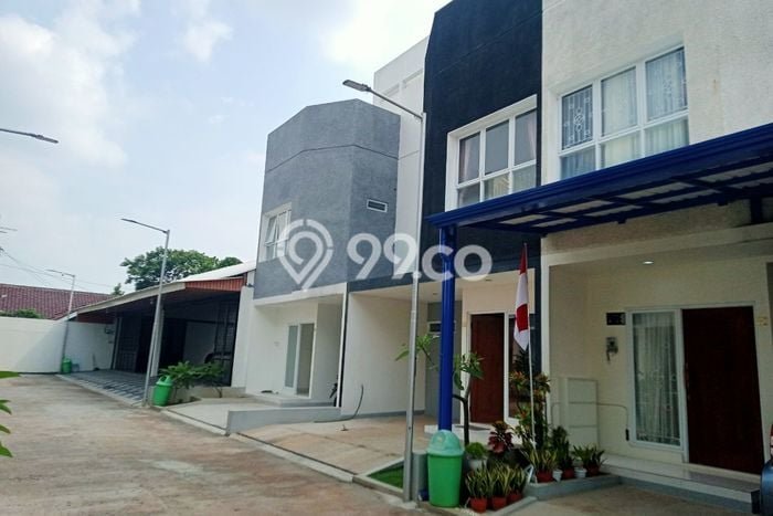 Rumah Minimalis 4 Kamar LT 60m2 di Jatiwarna Rumah Minimalis 4 Kamar LT 60m2 di Jatiwarna