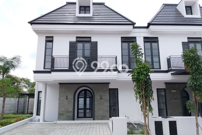 Jual Rumah Luas Megah Dengan View Cantik di Graha, Surabaya Jual Rumah Luas Megah Dengan View Cantik di Graha, Surabaya