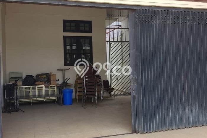 Lokasi strategis! Rumah siap huni disewakan di Dukuh Pakis LB 600m2 Lokasi strategis! Rumah siap huni disewakan di Dukuh Pakis LB 600m2