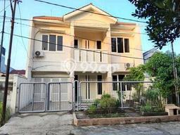 Dijual Rumah Luas Megah Dengan View Eksklusif di Jemursari, Surabaya Dijual Rumah Luas Megah Dengan View Eksklusif di Jemursari, Surabaya