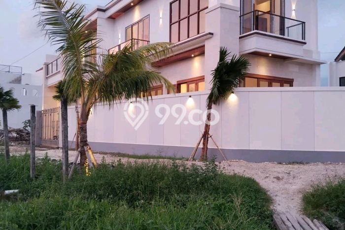Vila Kawasan , Luas 175m2m², Lokasi Strategis Vila Kawasan , Luas 175m2m², Lokasi Strategis