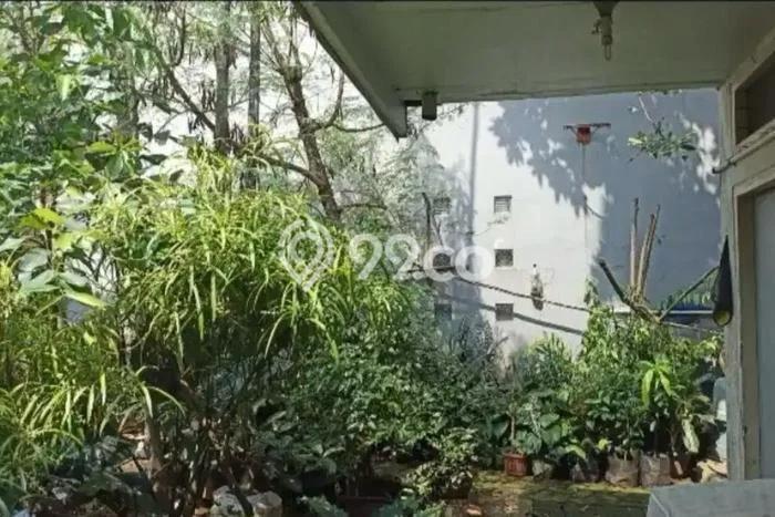 For Sale! Premium House LT 460m2 Desain Modern di Cipete For Sale! Premium House LT 460m2 Desain Modern di Cipete