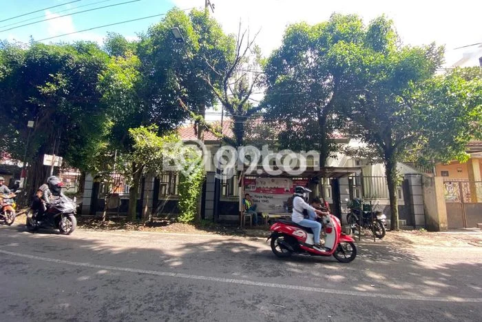 Rumah area Lowokwaru, Lingkungan Elite LT 300m2m² Rumah area Lowokwaru, Lingkungan Elite LT 300m2m²