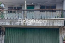 Dijual Rumah 4 Kamar Lokasi Ideal Bagus dan Strategis di Klojen Dijual Rumah 4 Kamar Lokasi Ideal Bagus dan Strategis di Klojen