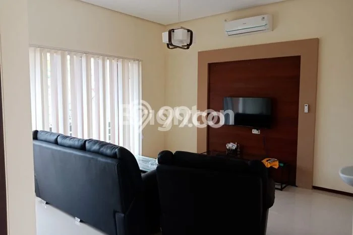 Sewa Rumah Murah di Araya Malang dengan 5 Kamar Tidur Sewa Rumah Murah di Araya Malang dengan 5 Kamar Tidur