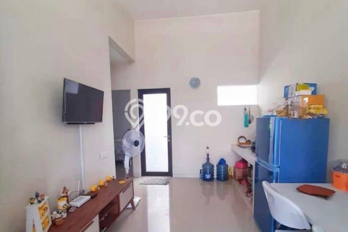 Disewakan! Rumah 2 Kamar Tidur &
1 Kamar Mandi di CitraGrand, Semarang Disewakan! Rumah 2 Kamar Tidur &
1 Kamar Mandi di CitraGrand, Semarang