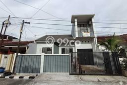 Hunian Cantik Minimalis Lb 180m2 di Semarang Tengah, Semarang Hunian Cantik Minimalis Lb 180m2 di Semarang Tengah, Semarang